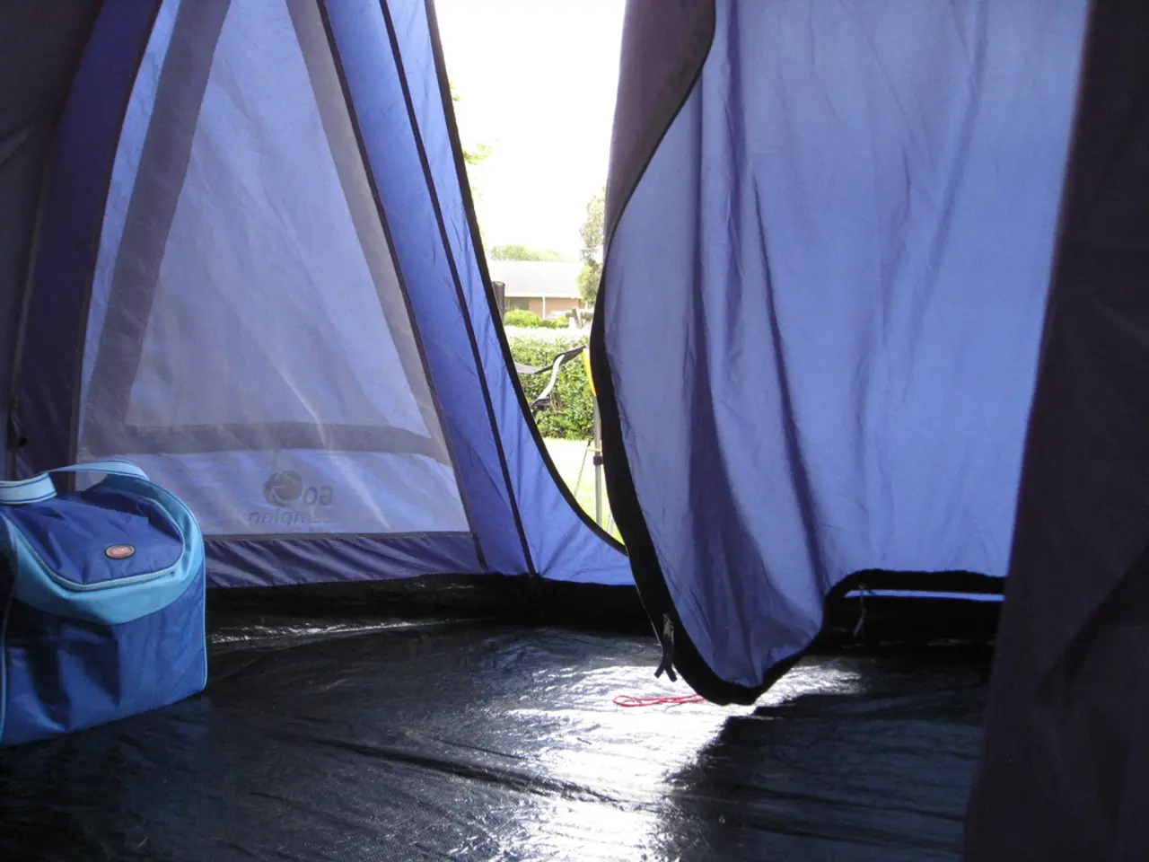 Solo Travel Masterclass: Strategies and Techniques for Exploring Alone