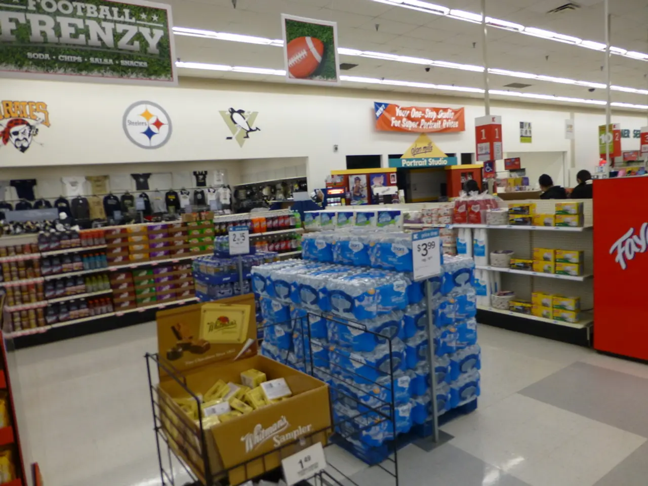 Southwest's Sightseeing Hotspots: A Guide to Avoiding Tourist Traps around Lake Constance