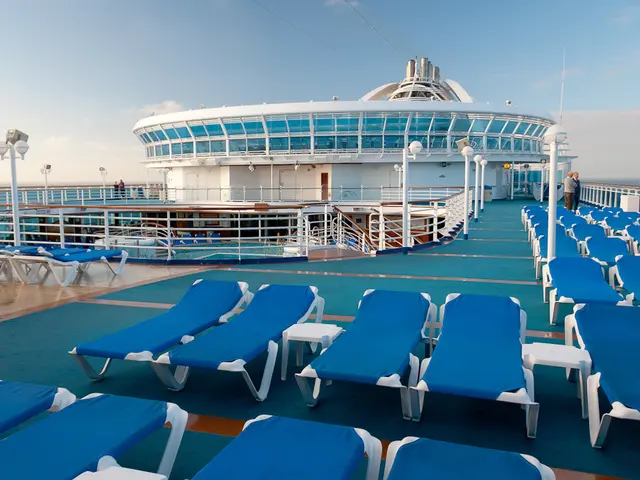 Navigating the journey from Piraeus Cruise Port to Athens: A guide