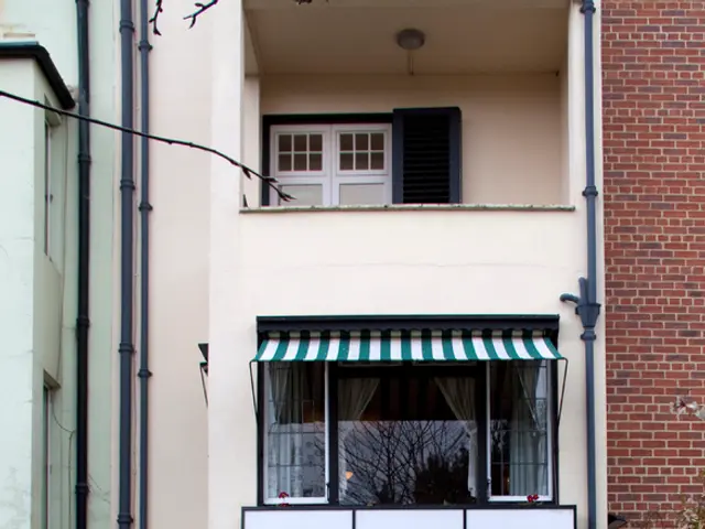 Luxury Retreats of the Rich: Exploring Simon Nixon's SimonEscapes