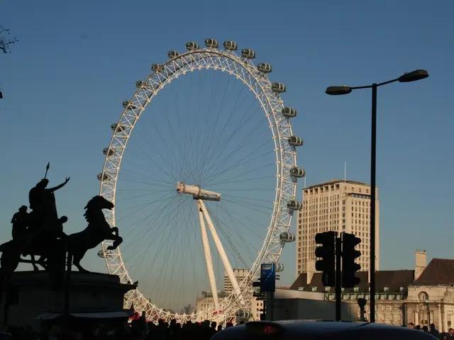 Company Praised for Swift Restoration of Corroded 'Giant Swing' Sculpture on Pathumwan Skywalk,...