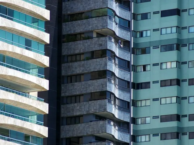 What brickwork techniques are ideal for both traditional and modern structures?