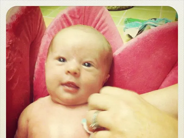 Thirty-two Impressive Homemade Halloween Costumes for Expecting Mothers