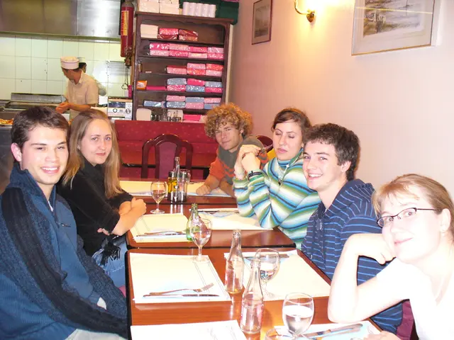 Frequent Travelers Can Streamline Packing with Intelligent Clothing Management Techniques